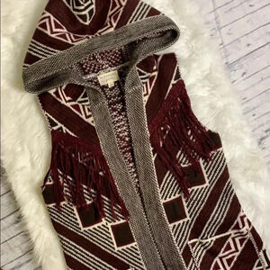 Blu Pepper Girls Hooded Fringe Sweater Vest Size Small